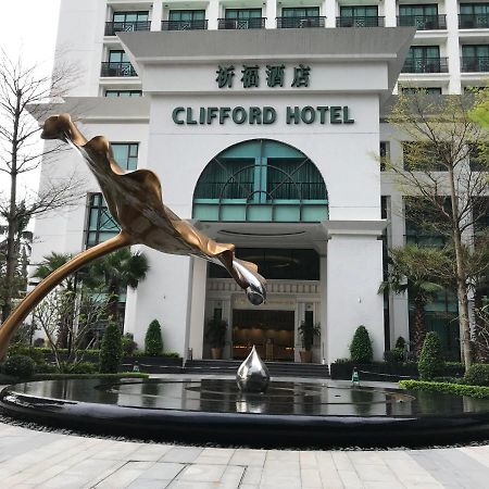 Clifford Hotel Guangzhou Exteriör bild